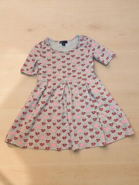 GAP Grey Knit Dress with Pink & Red Heart Print